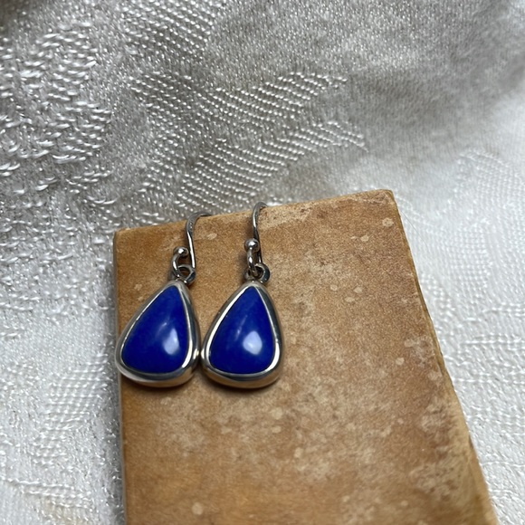 Lapis Lazuli set in Sterling Silver Teardrop Earrings - Picture 2 of 7